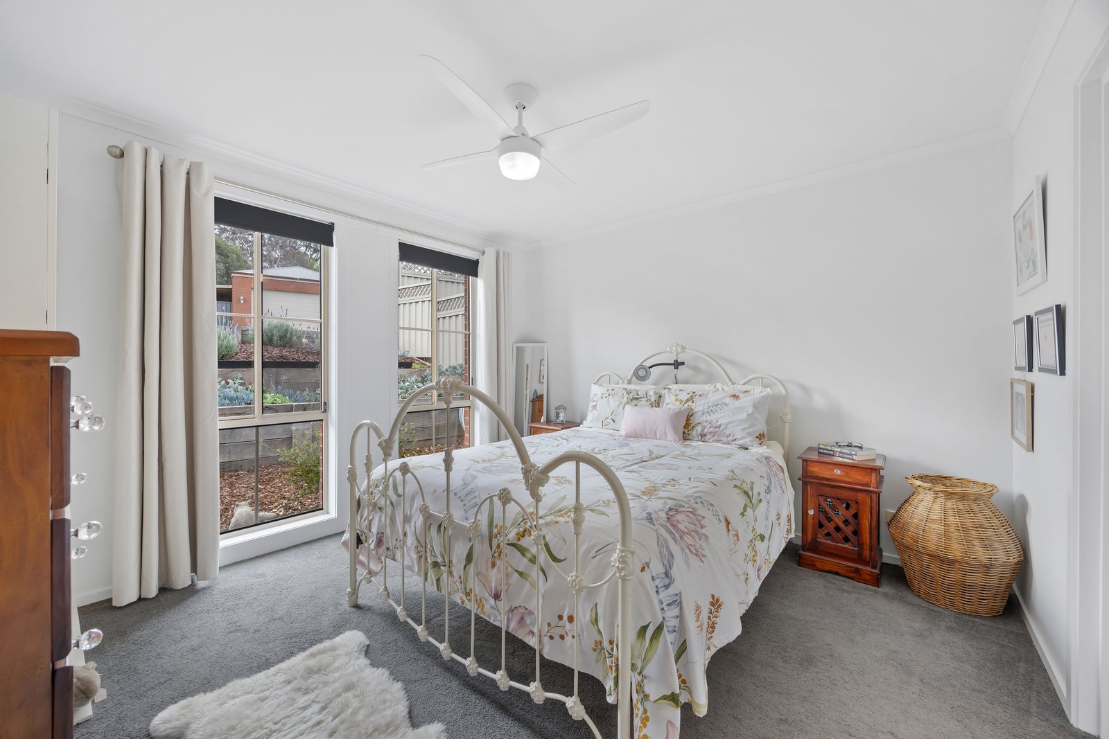 2 Rosewood Court MOUNT HELEN 15