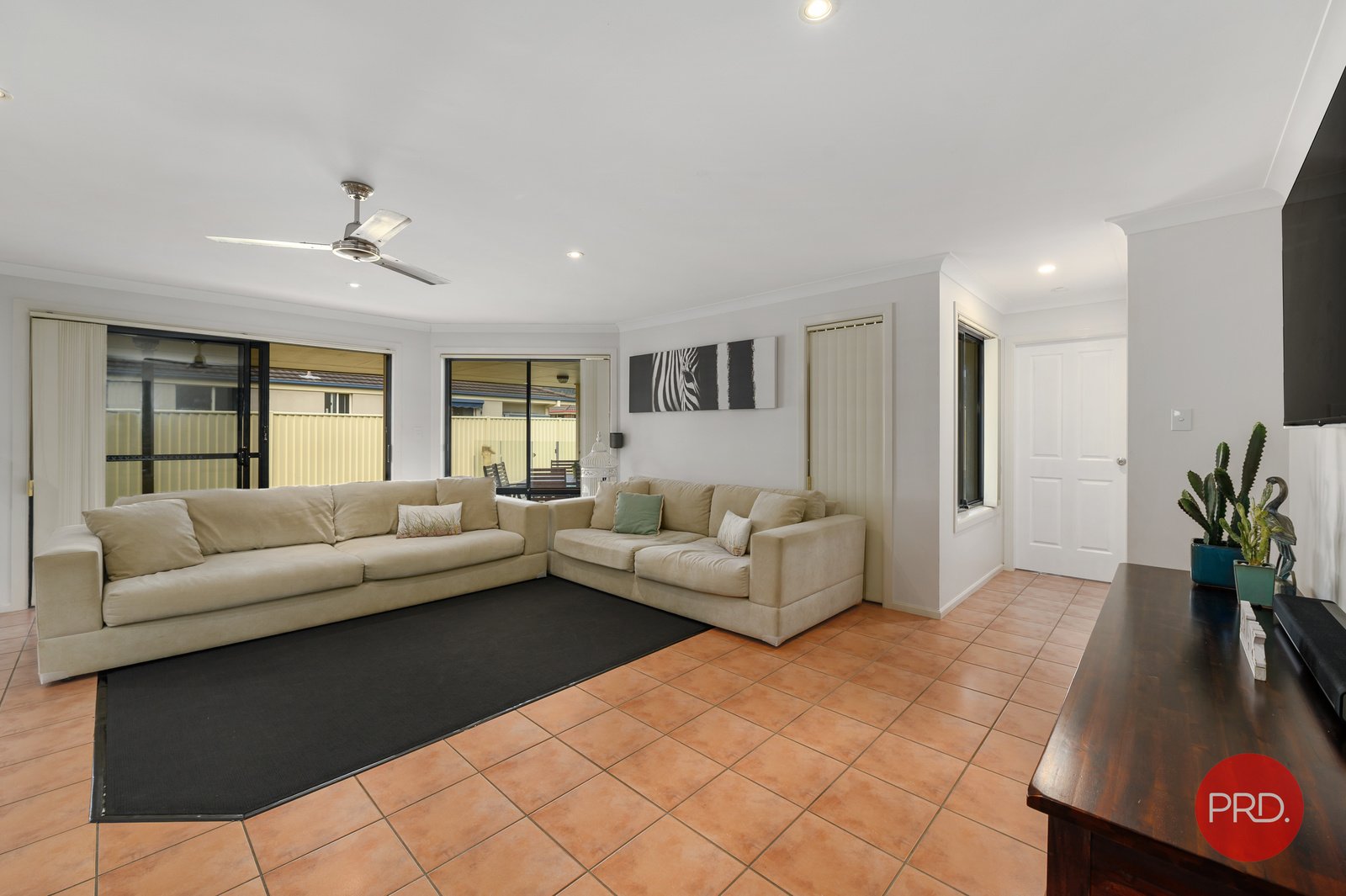2 Rosina Close COFFS HARBOUR 2