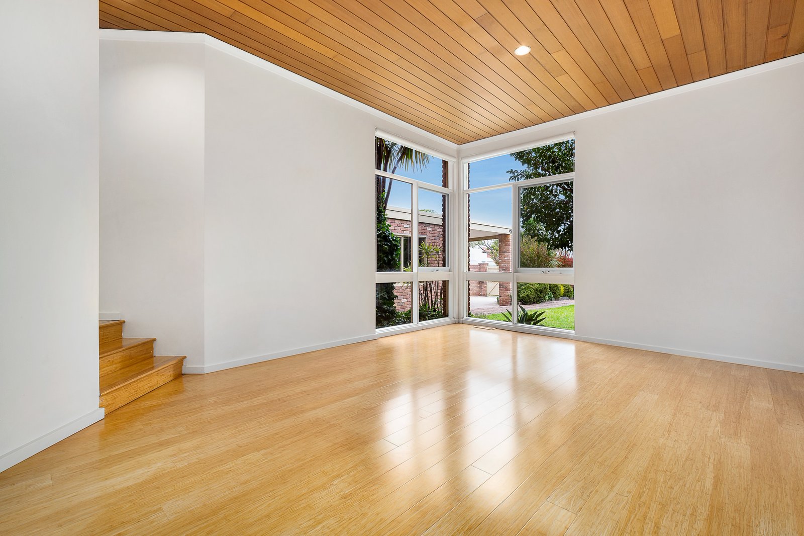 Gallery: 2 Roslyn Street