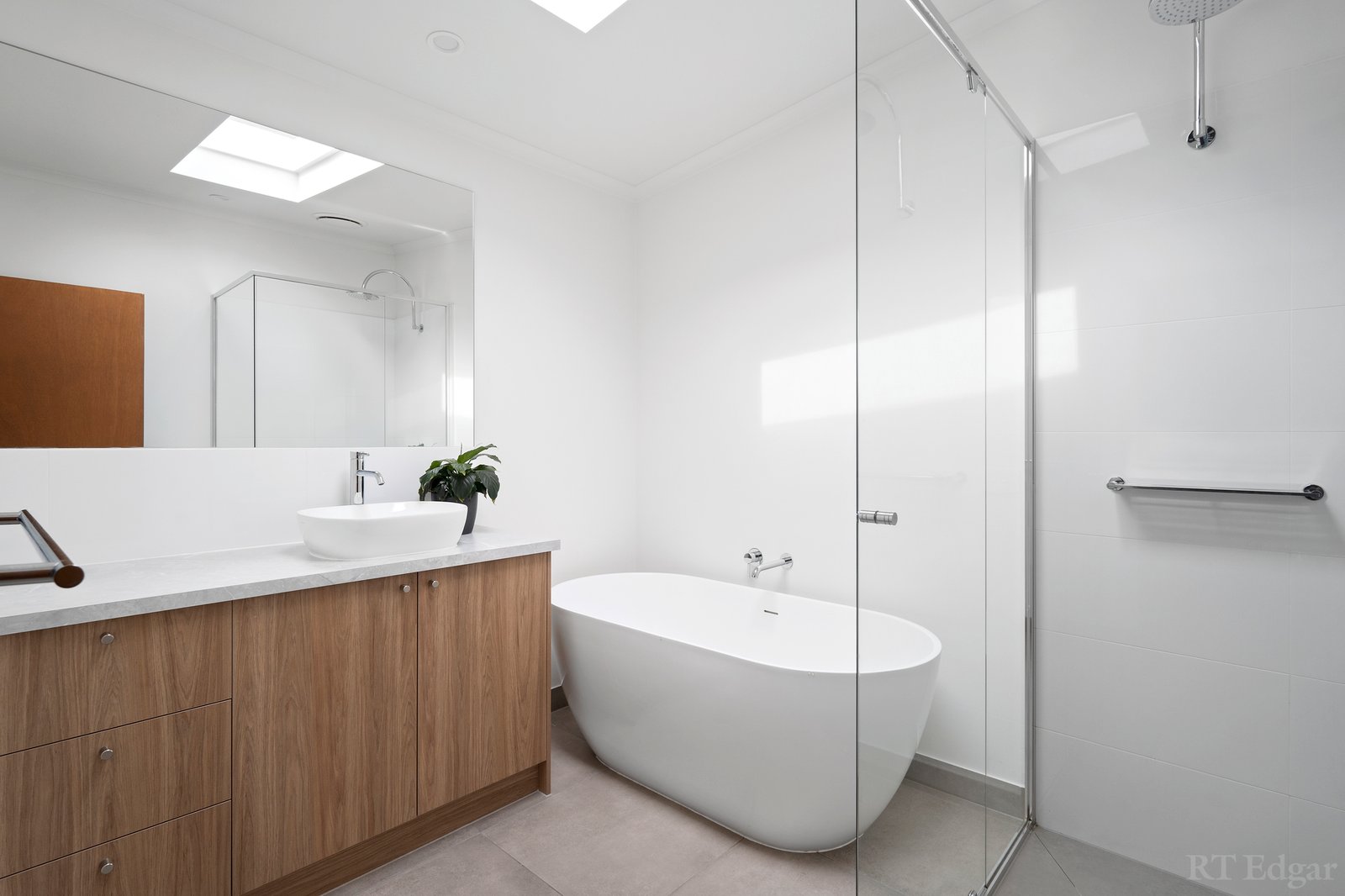 Real Estate and Property in 2 Royal Avenue, Portsea, VIC