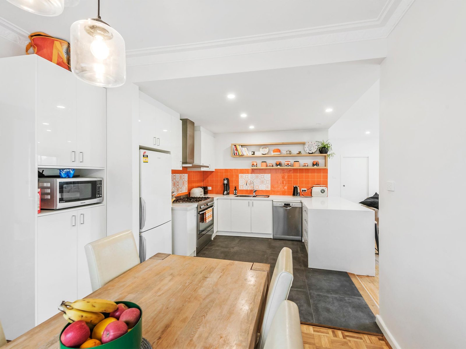 Gallery: 2 Royalty Avenue