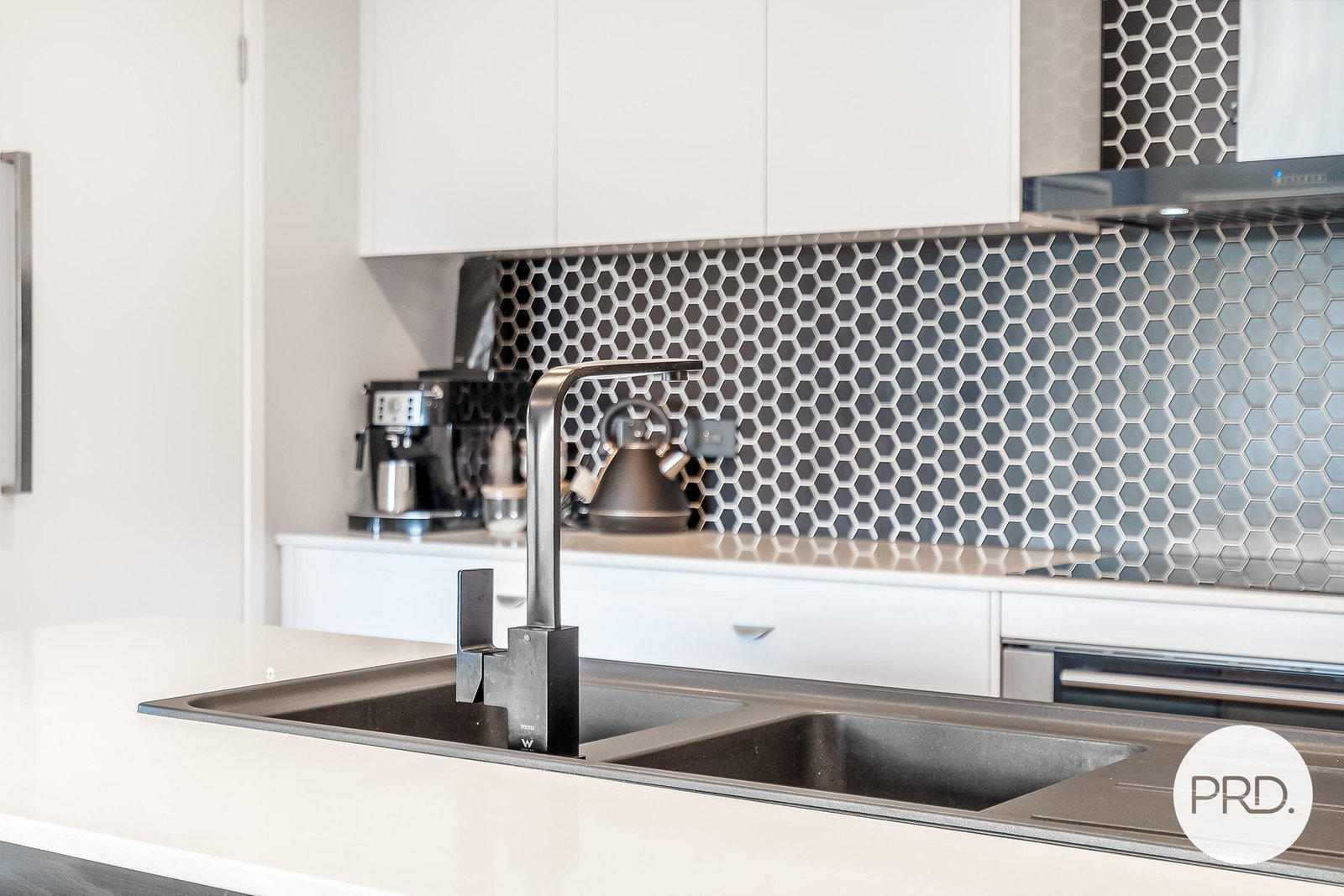 2 Roybridge Way HOWRAH 6