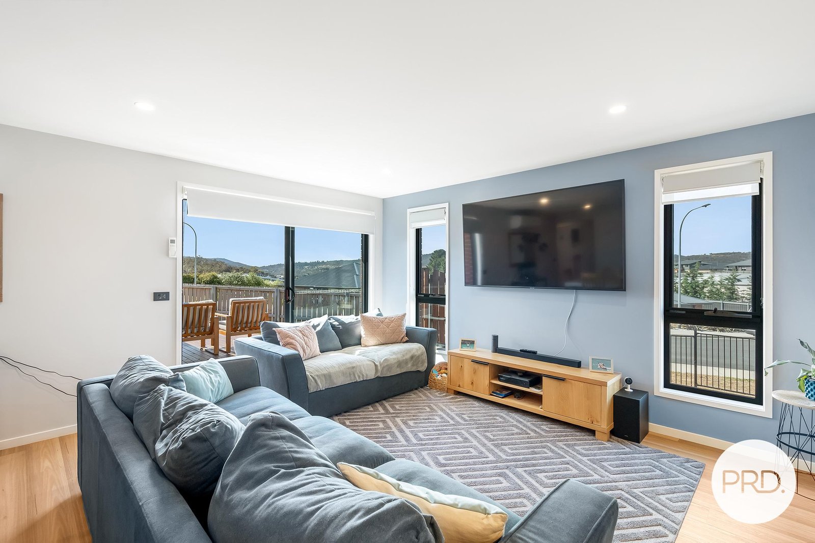 2 Roybridge Way HOWRAH 11