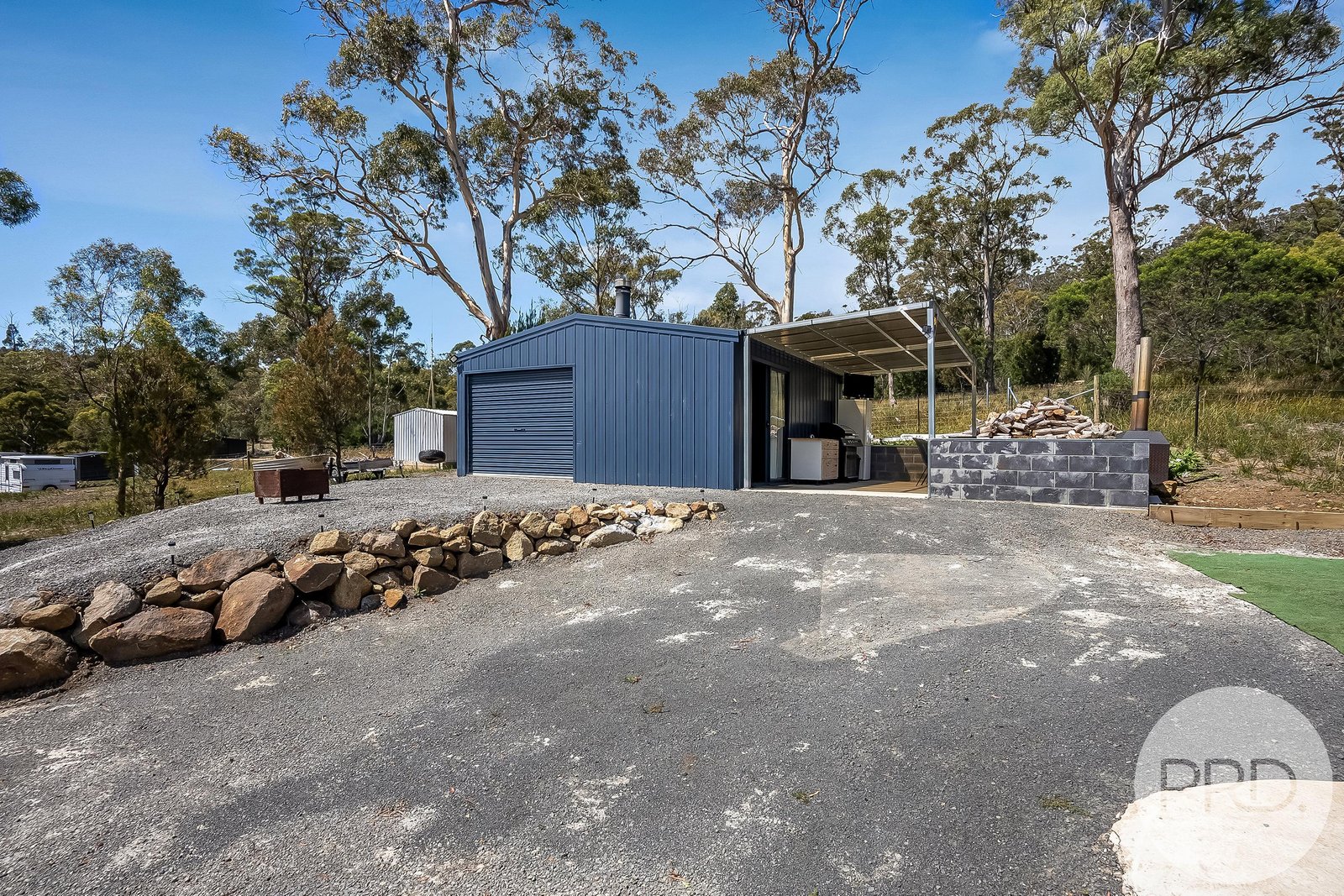 2 Russell Street ORFORD 15