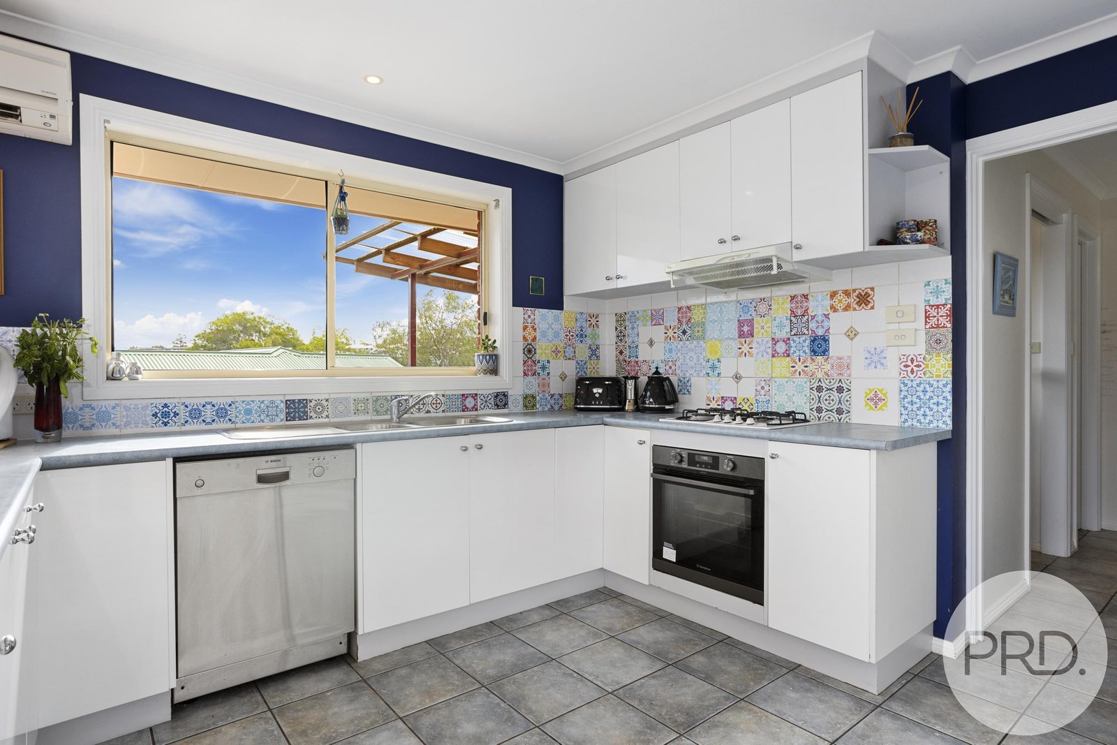 2 Saffron Drive KINGSTON 13