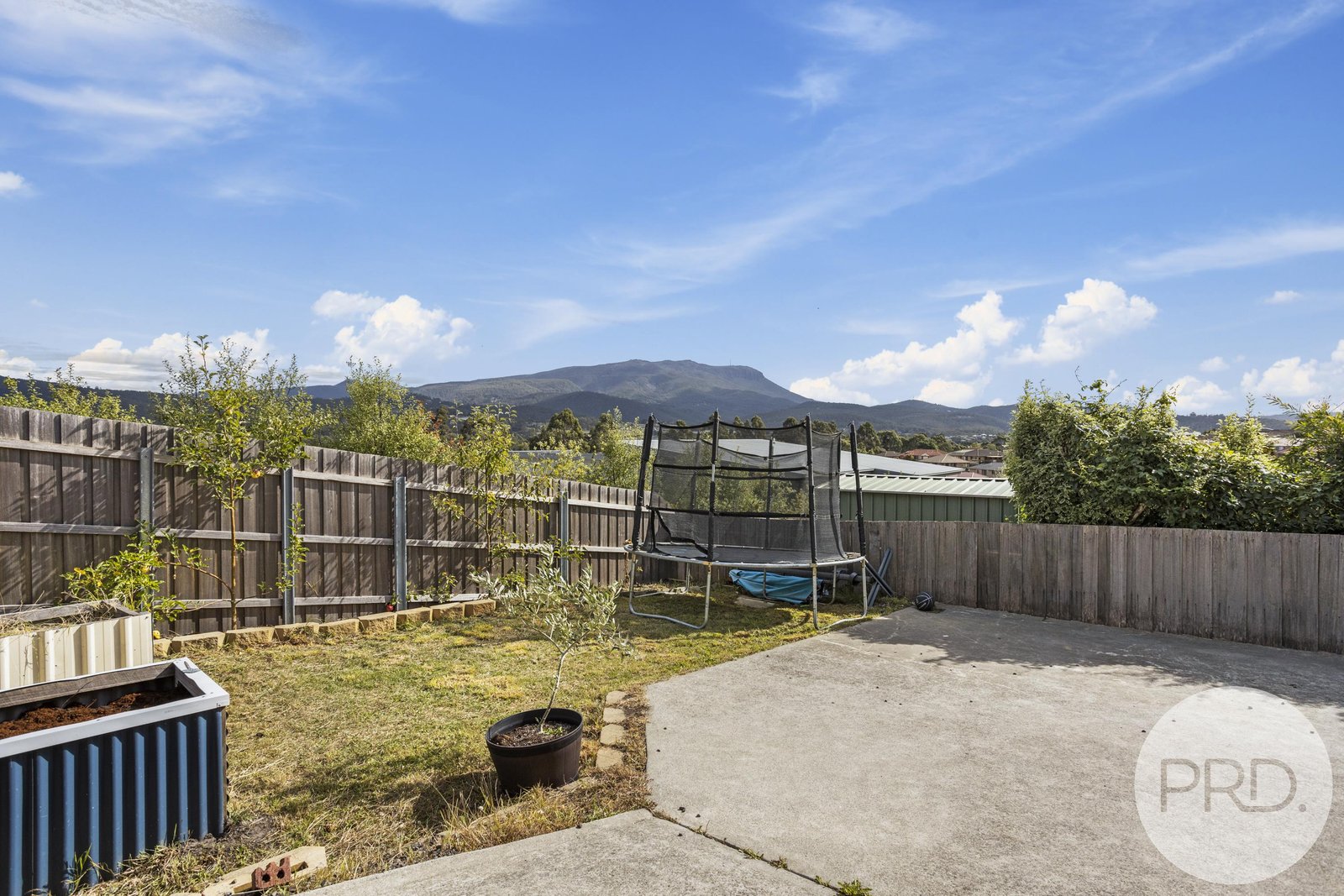 2 Saffron Drive KINGSTON 33