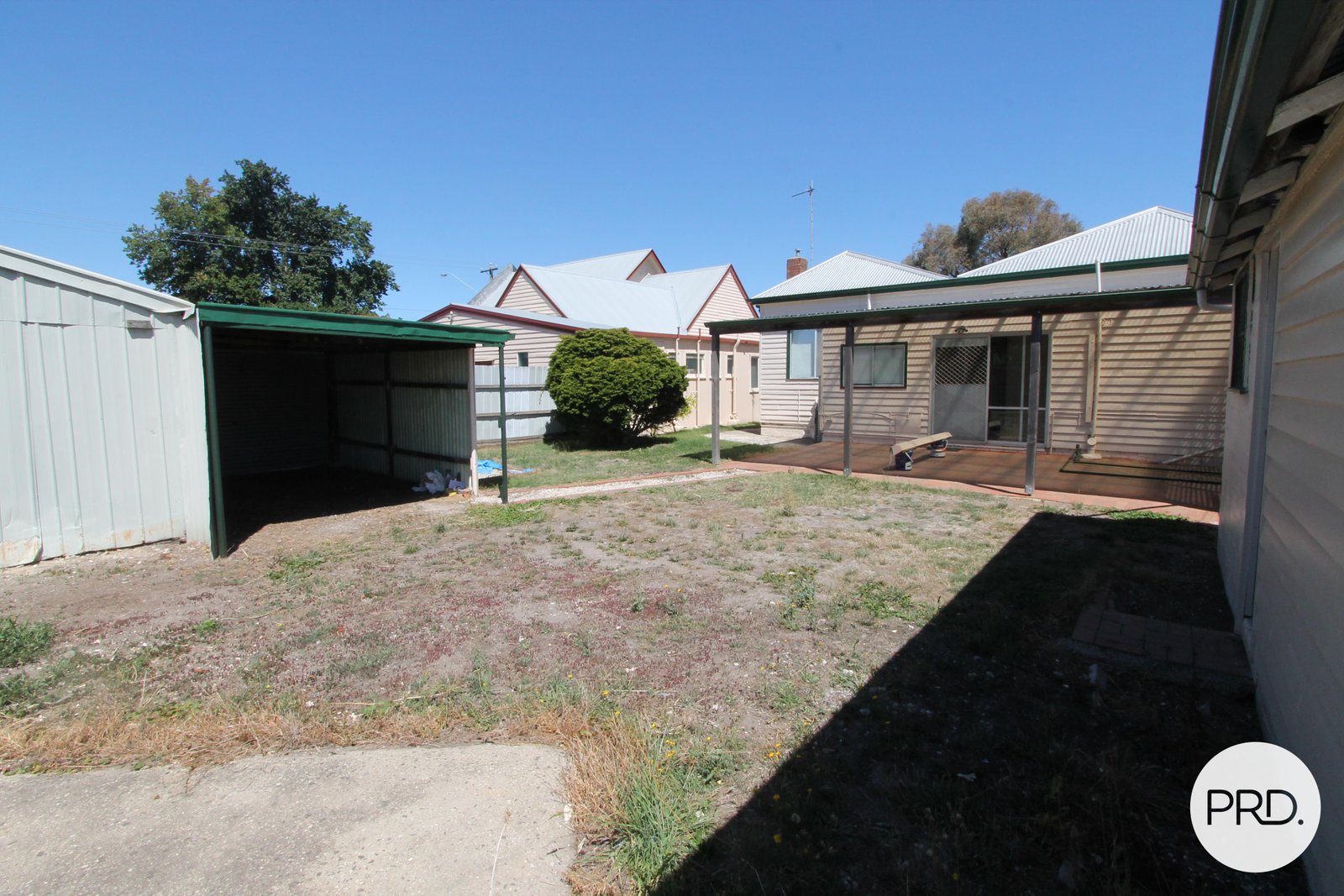2 Salisbury Avenue NEWINGTON 17