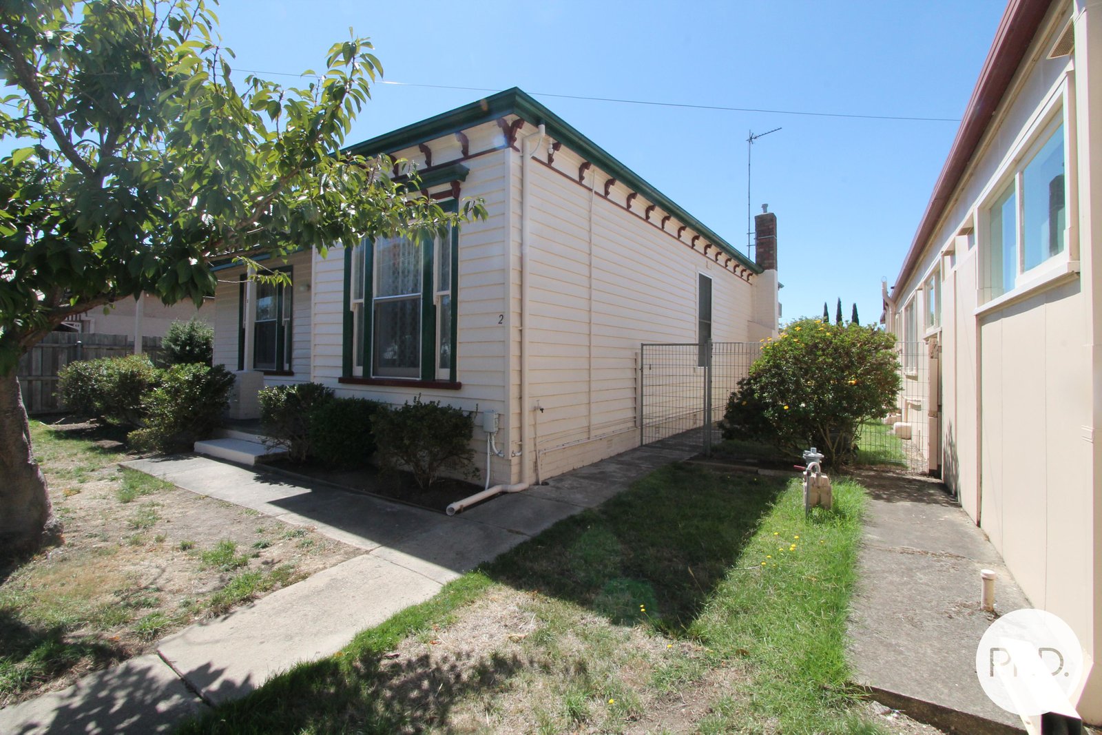 2 Salisbury Avenue NEWINGTON 18