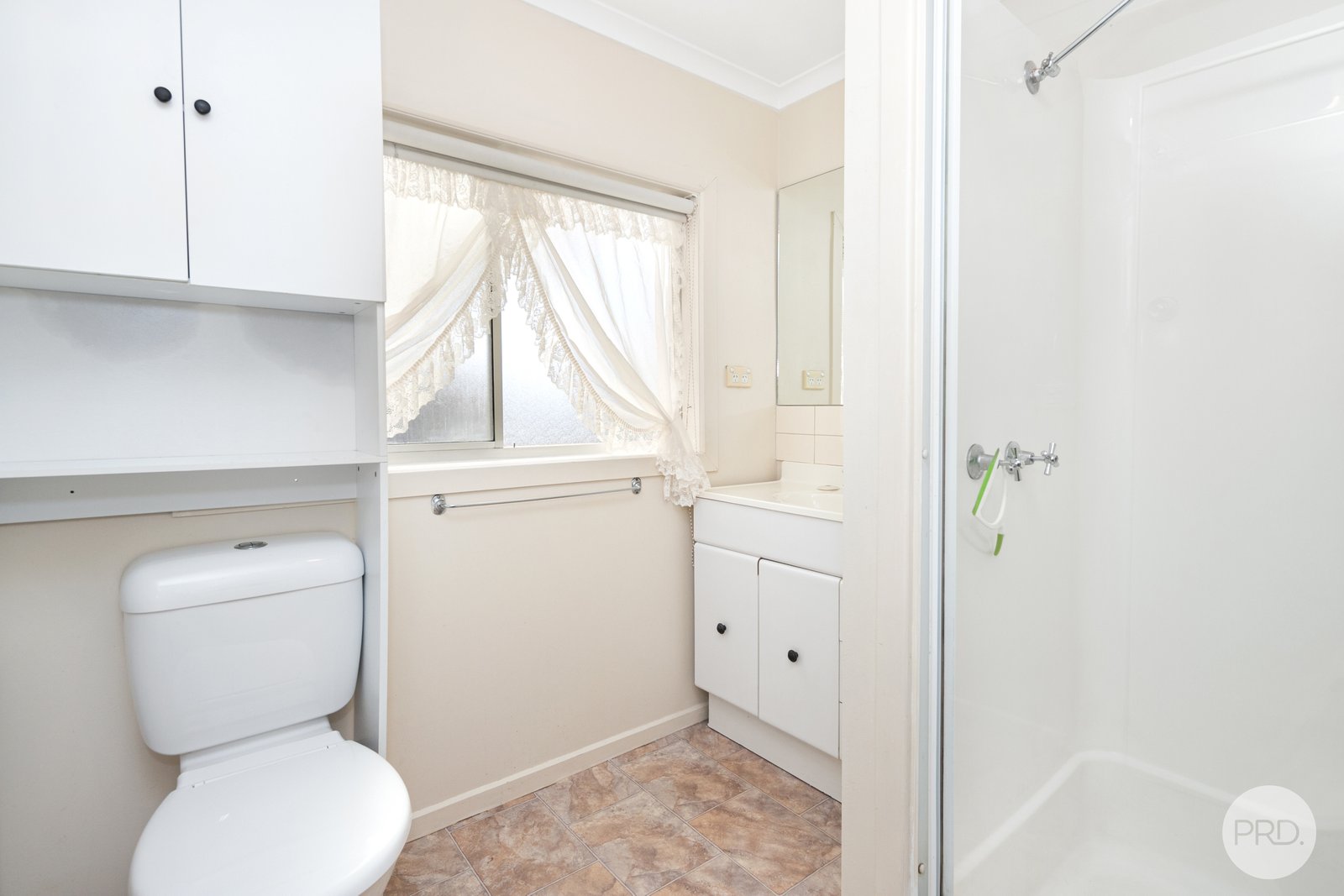 2 Salisbury Avenue NEWINGTON 10