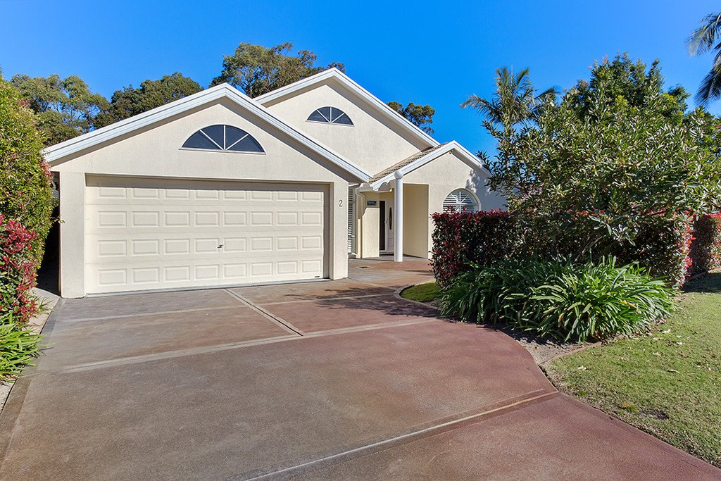 2 Sandpiper Avenue SALAMANDER BAY 1
