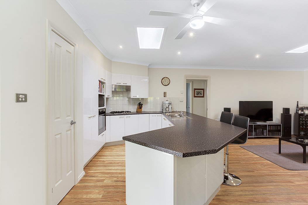 2 Sandpiper Avenue SALAMANDER BAY 9