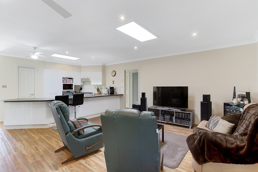 2 Sandpiper Avenue SALAMANDER BAY 9