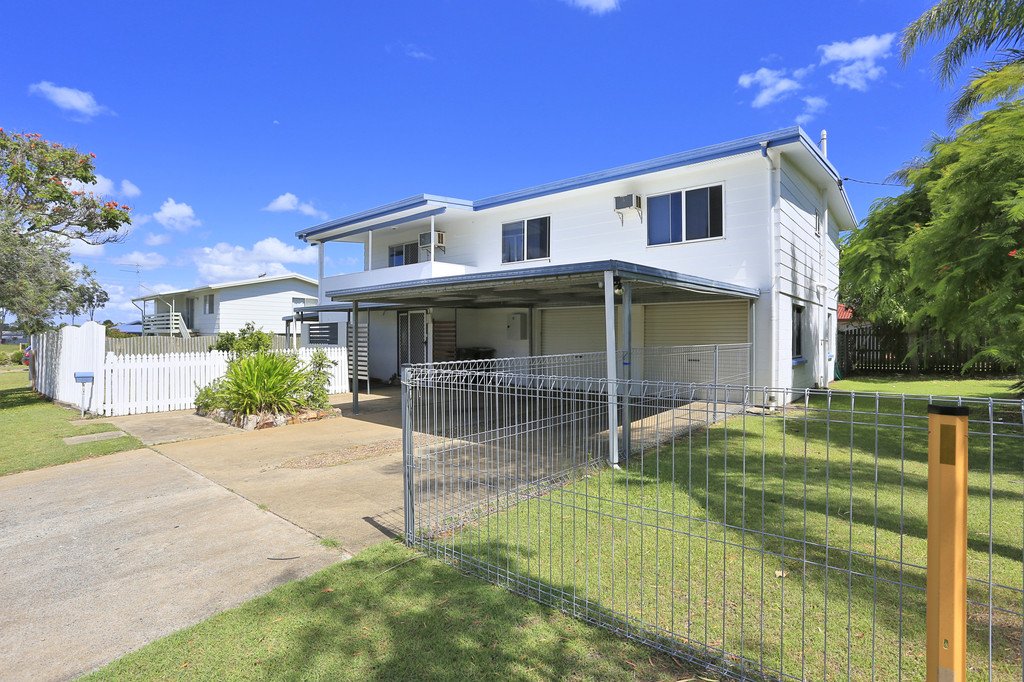 2 Saunders Street POINT VERNON 3