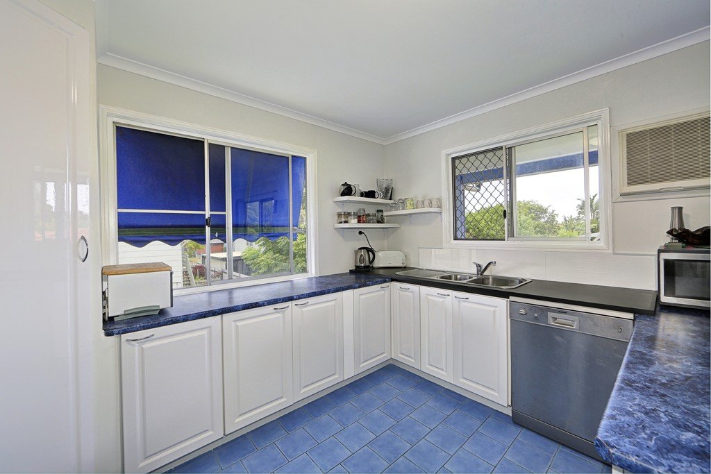 2 Saunders Street POINT VERNON 4