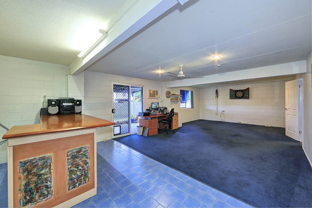 2 Saunders Street POINT VERNON 19