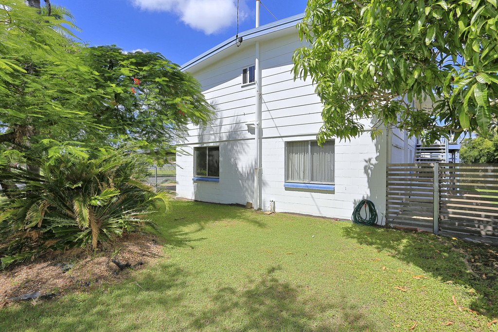 2 Saunders Street POINT VERNON 23