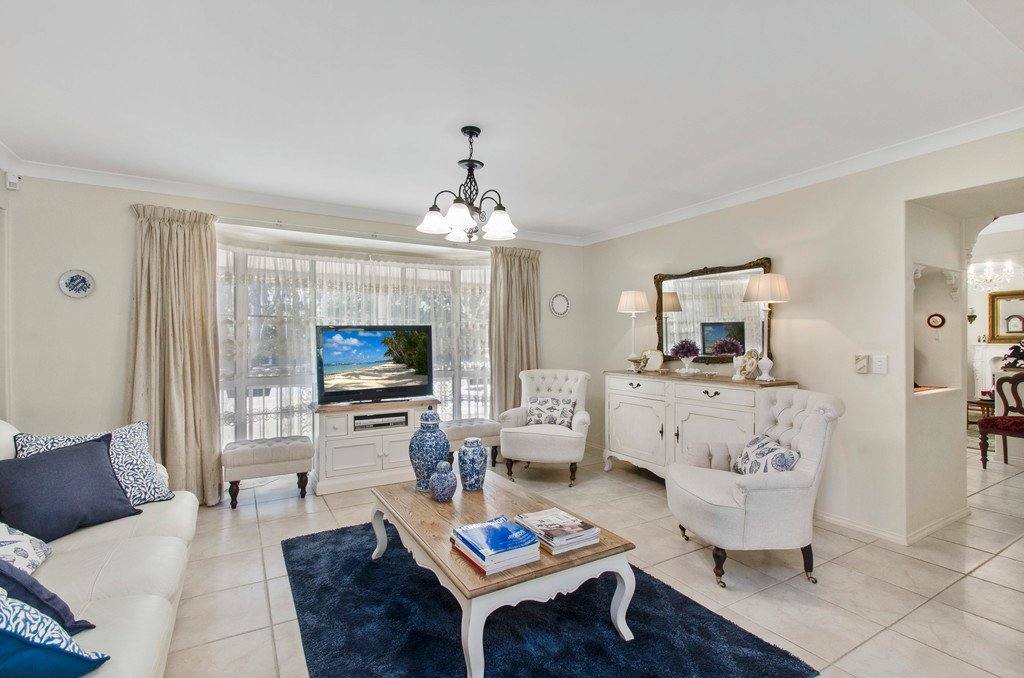 2 Scarborough Way DUNBOGAN 2