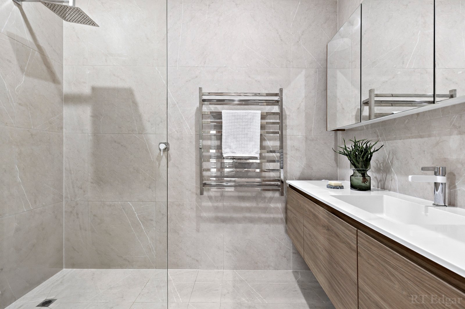 Real Estate and Property in 2 Scotch Circuit, Hawthorn, VIC