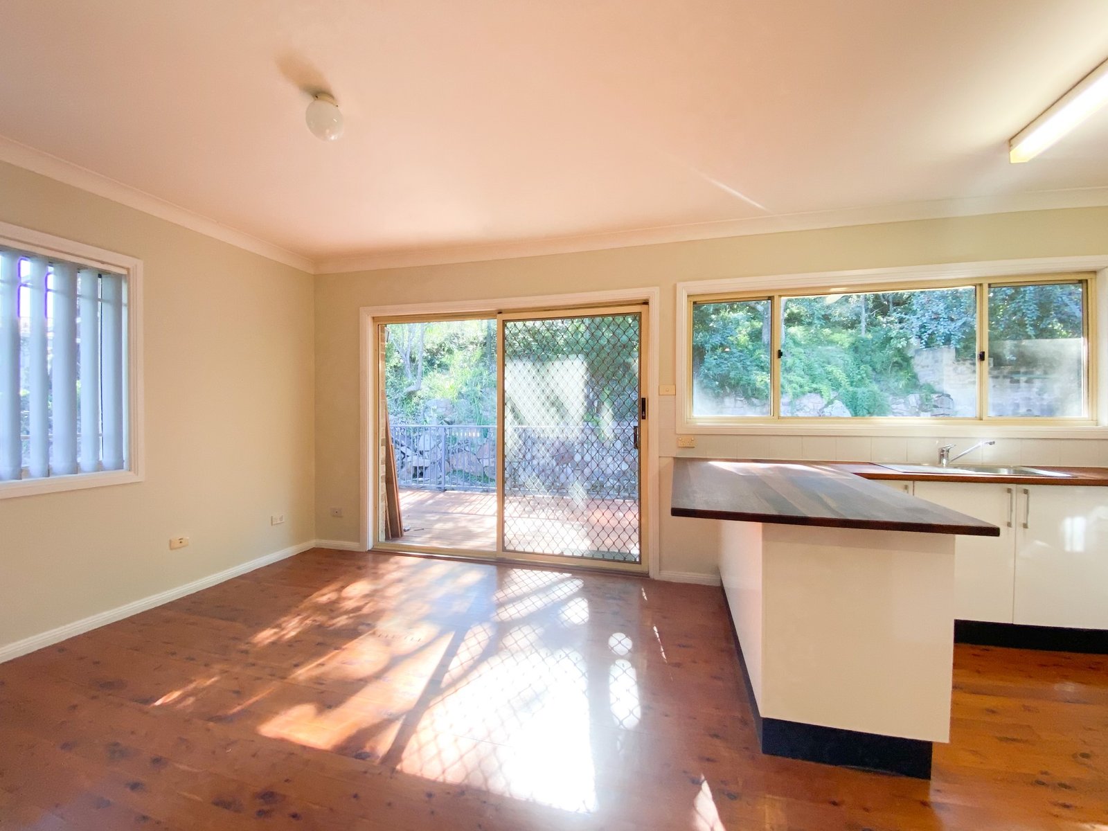 2 Scott Circuit SALAMANDER BAY 7