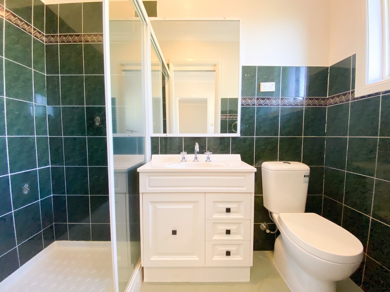 2 Scott Circuit SALAMANDER BAY 11