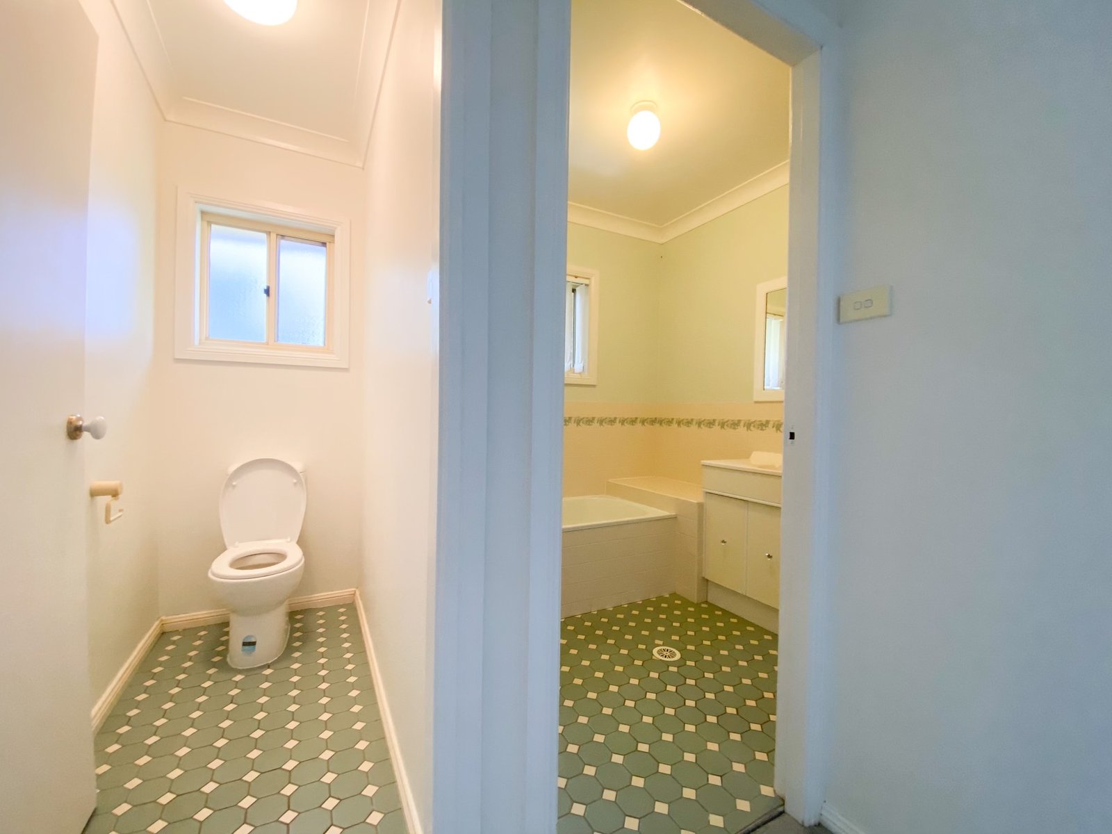 2 Scott Circuit SALAMANDER BAY 19