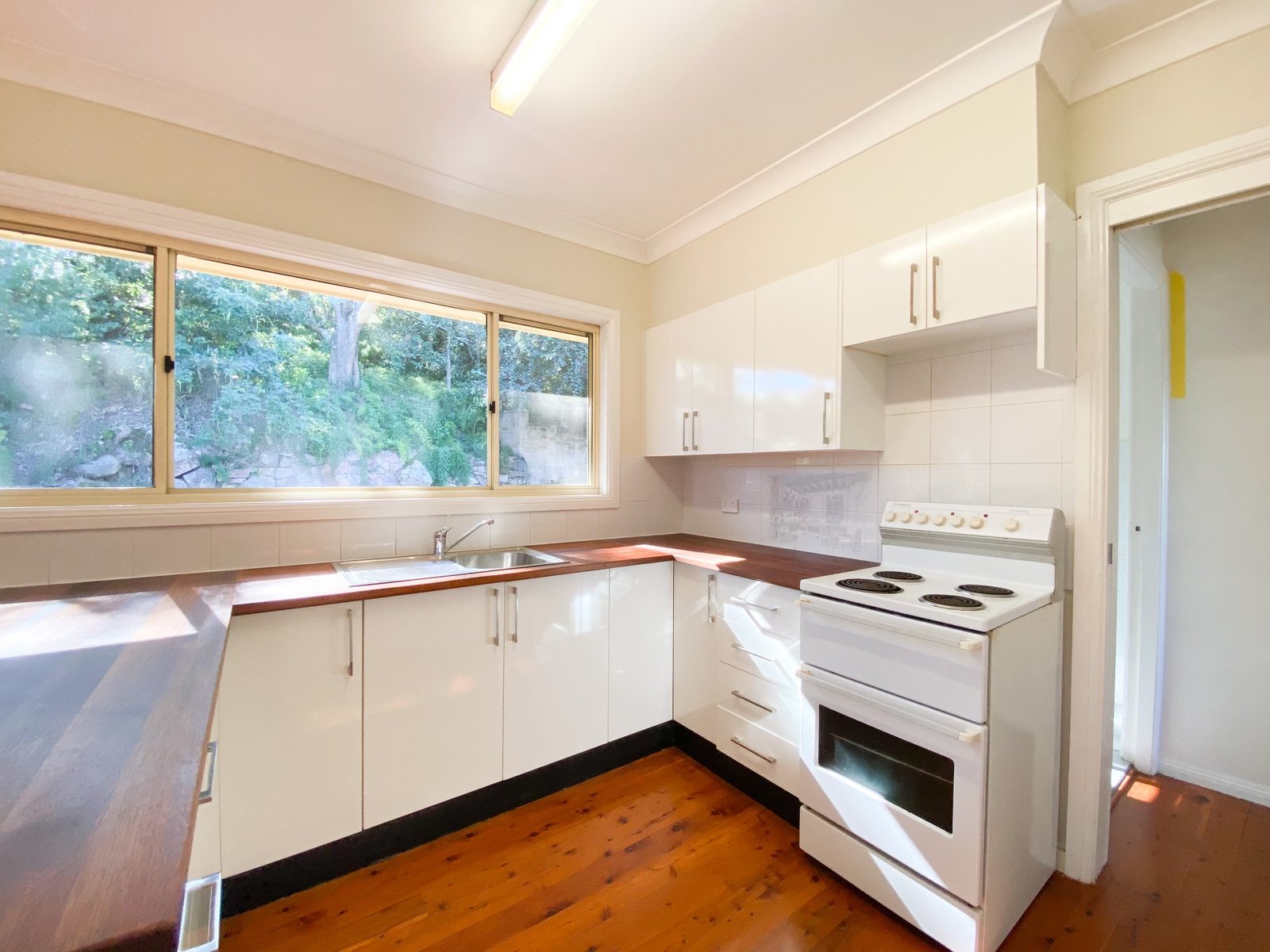 2 Scott Circuit SALAMANDER BAY 10