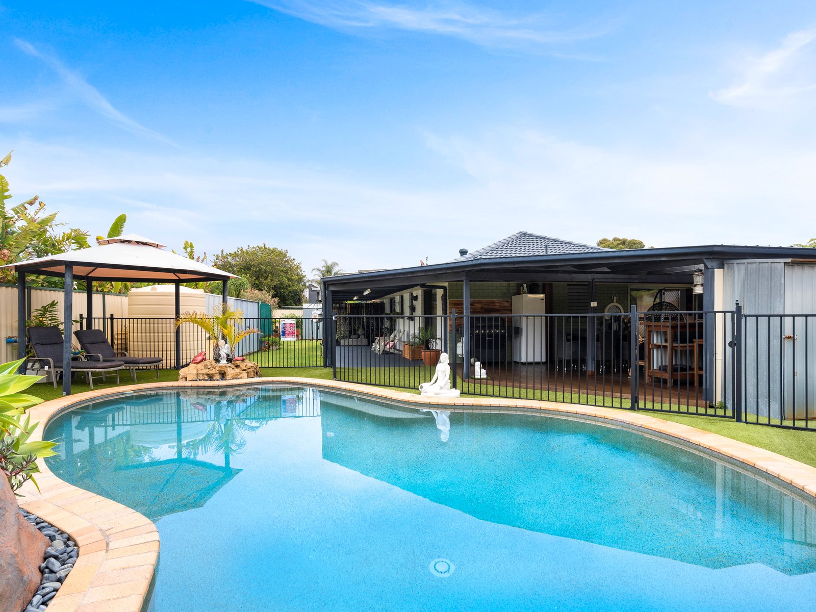 2 Seabrook Street ELANORA 2