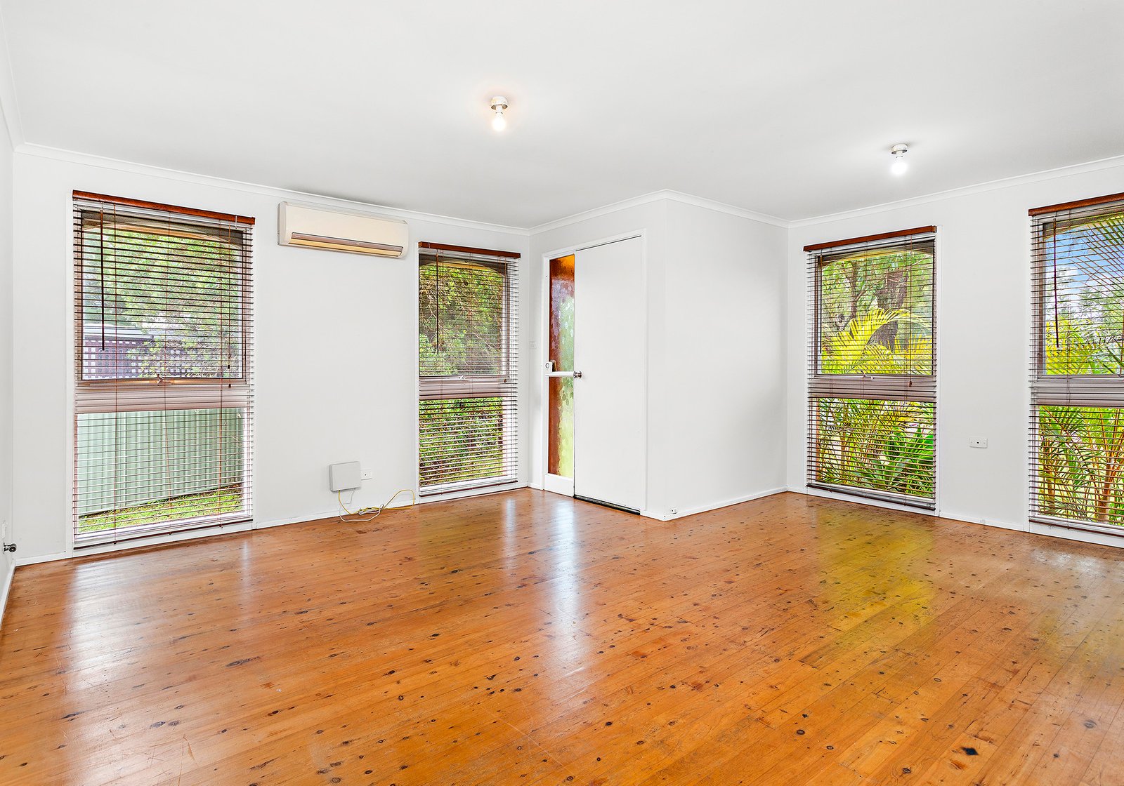2 Seaforth St  BOMADERRY 2