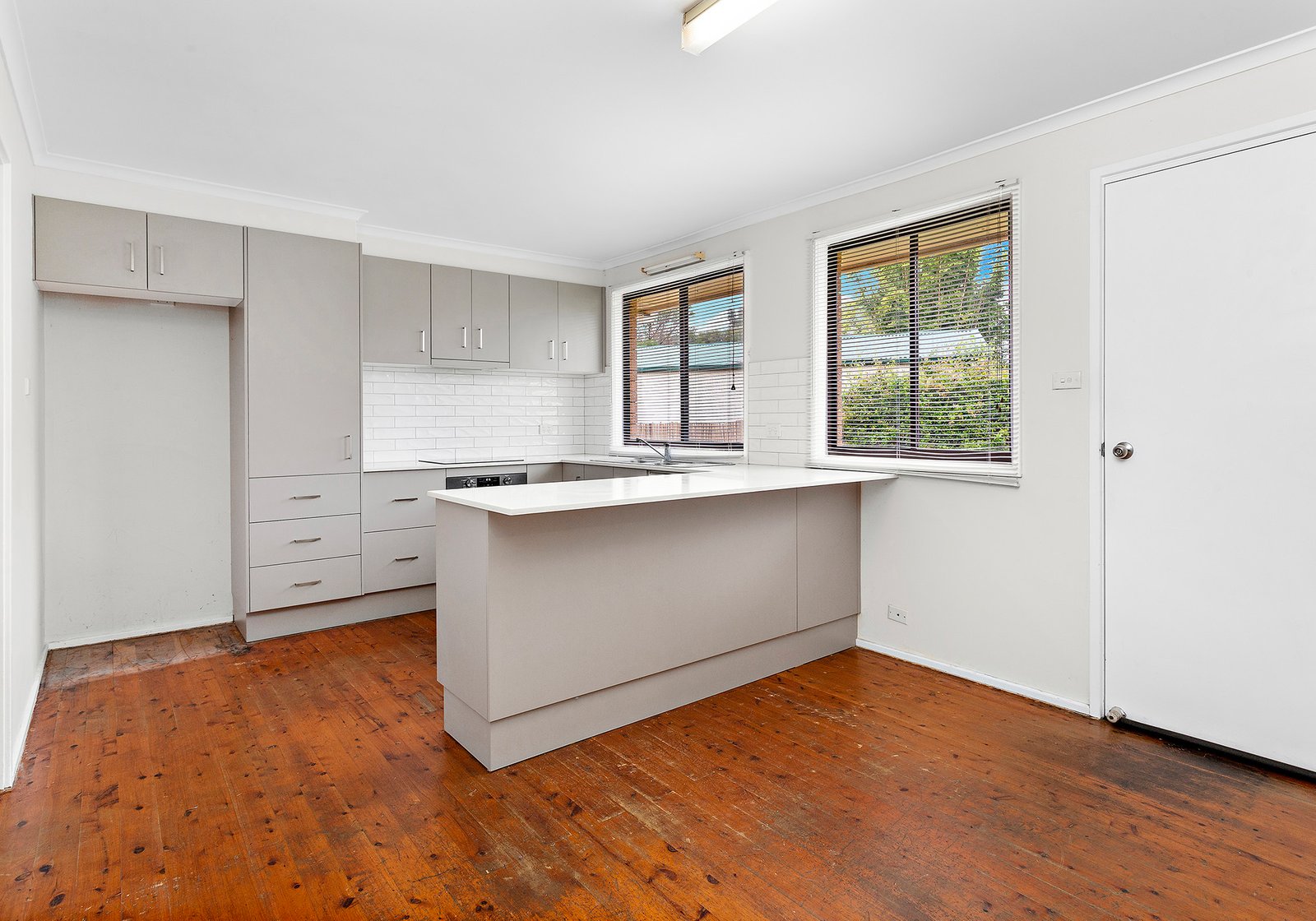 2 Seaforth St  BOMADERRY 5