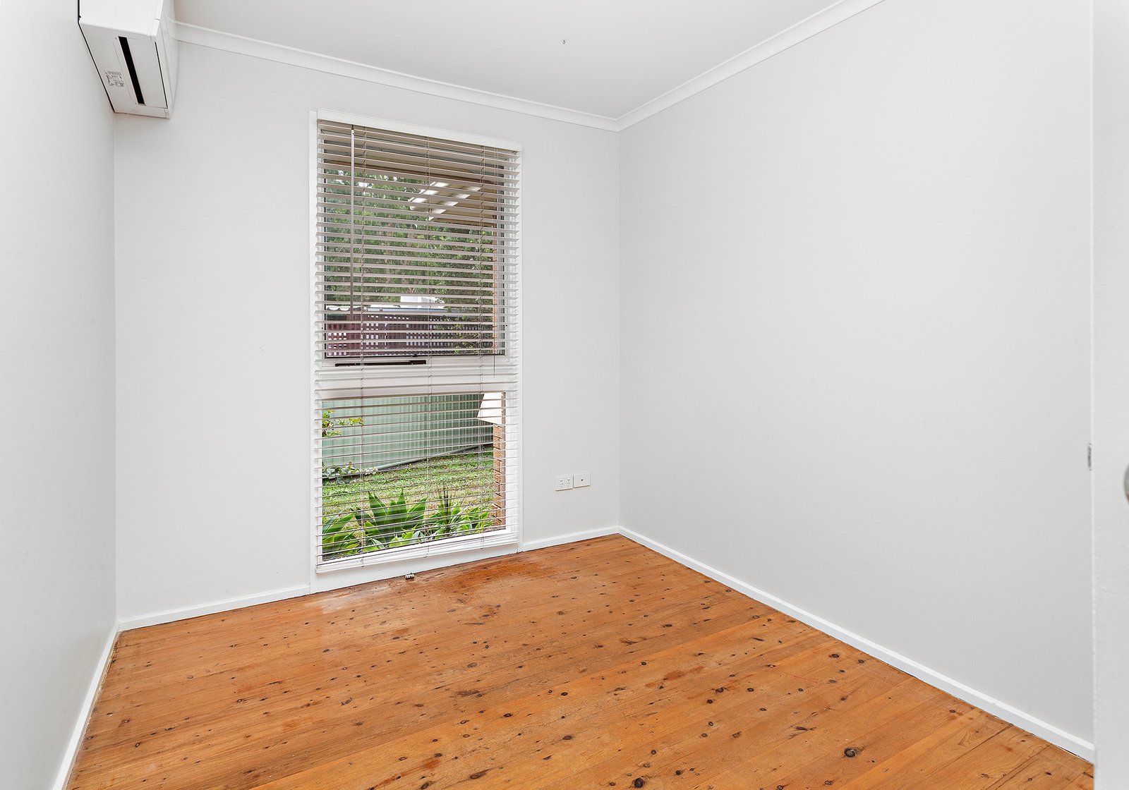 2 Seaforth St  BOMADERRY 9