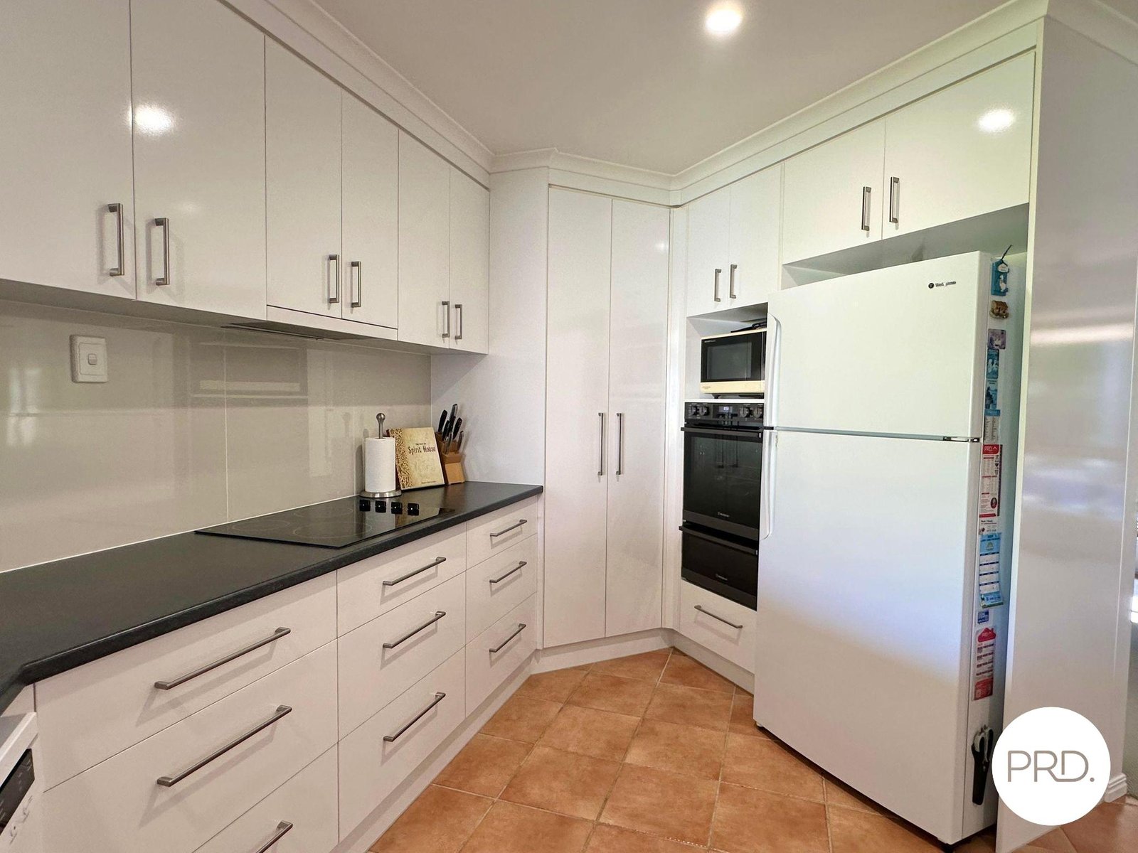 2 Selina Court TANNUM SANDS 7