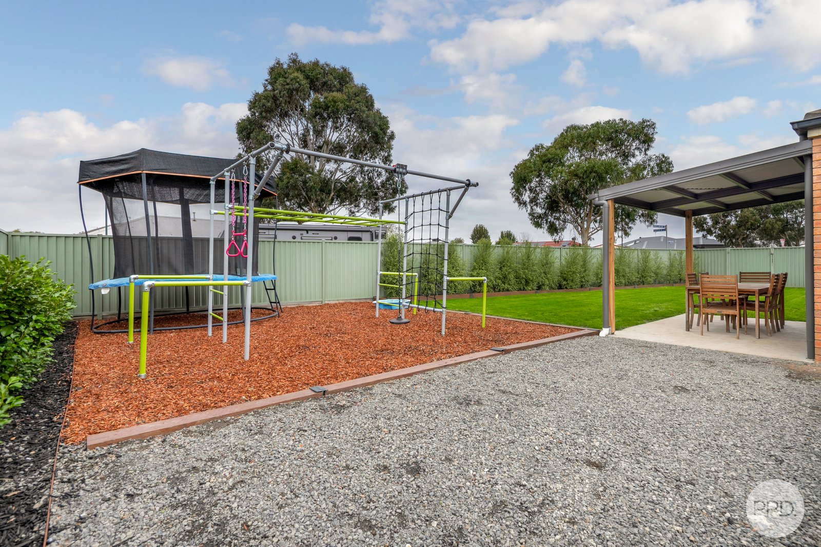 2 Selwyn Street MINERS REST 14