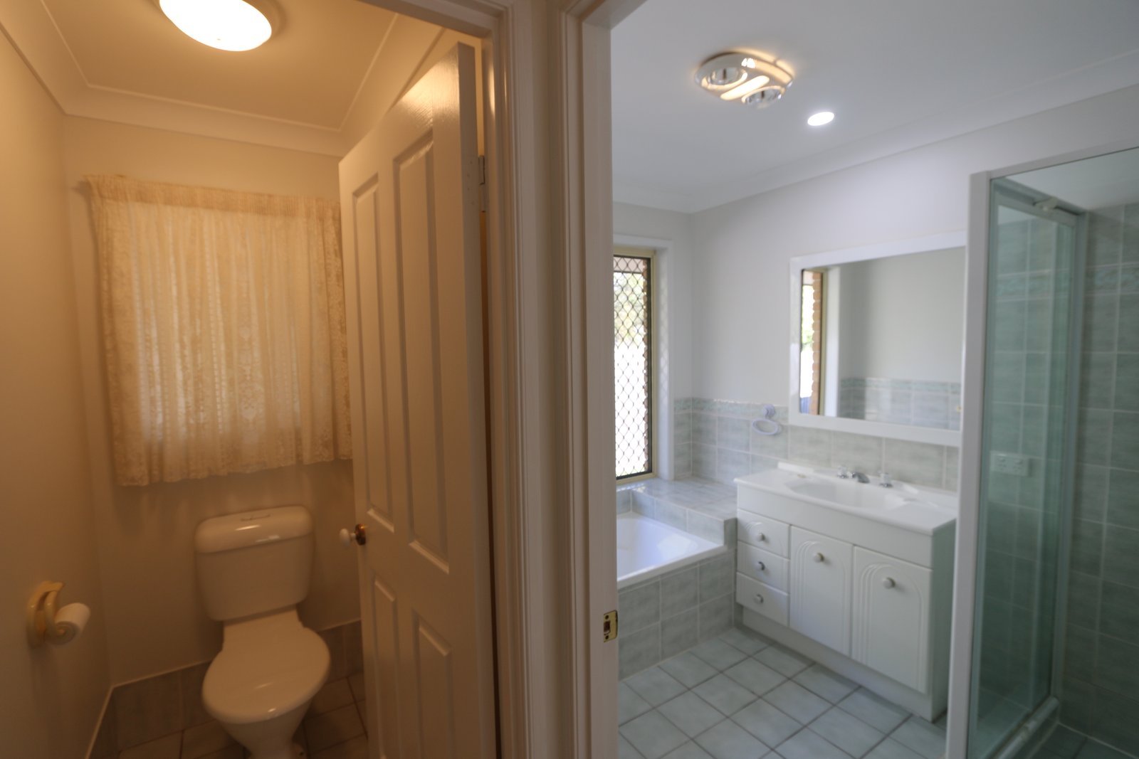 2 Sexton Court MOLENDINAR 12