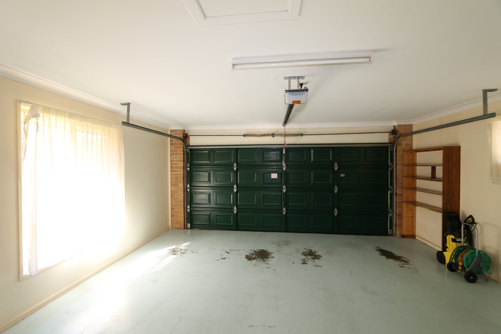 2 Sexton Court MOLENDINAR 16