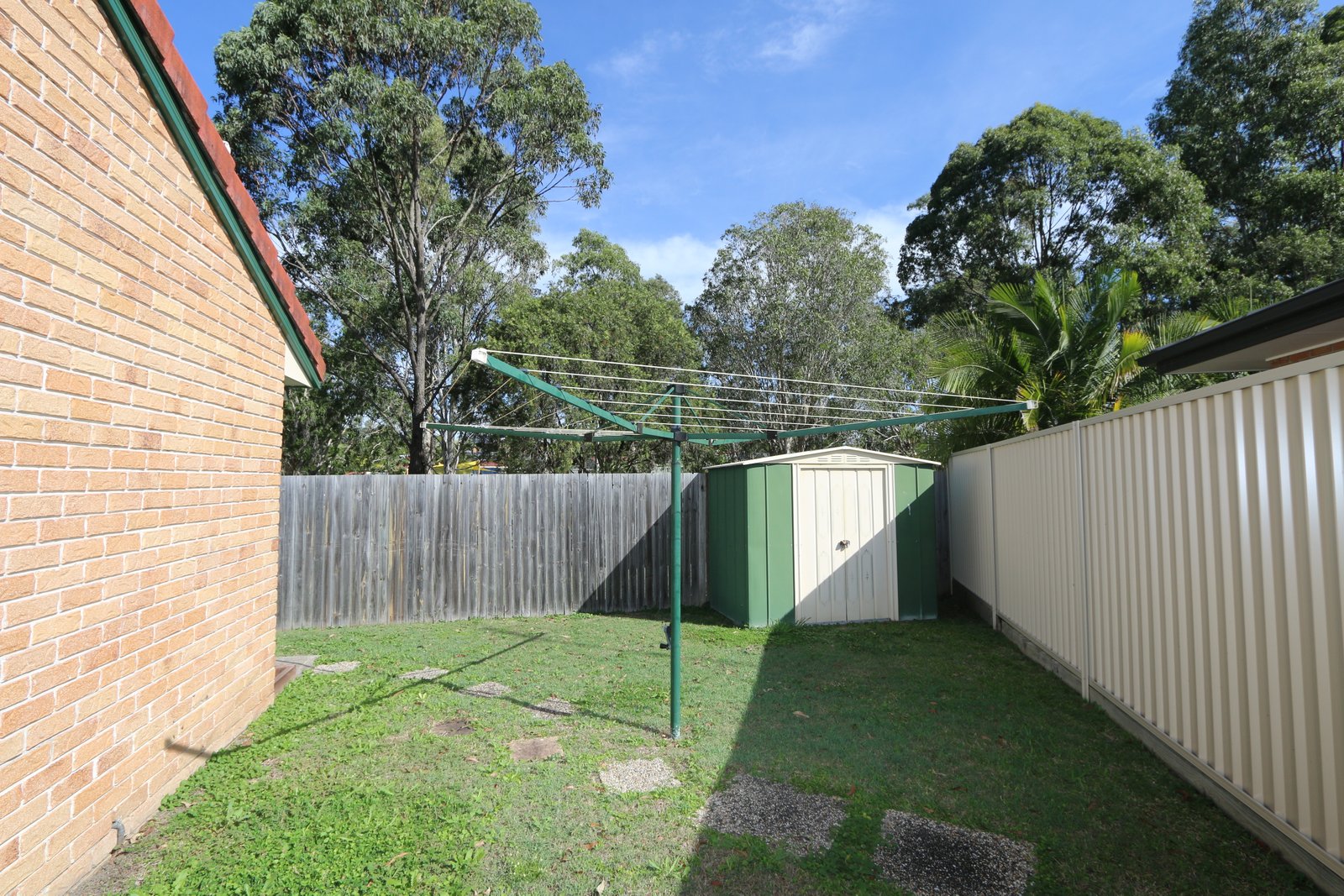 2 Sexton Court MOLENDINAR 18