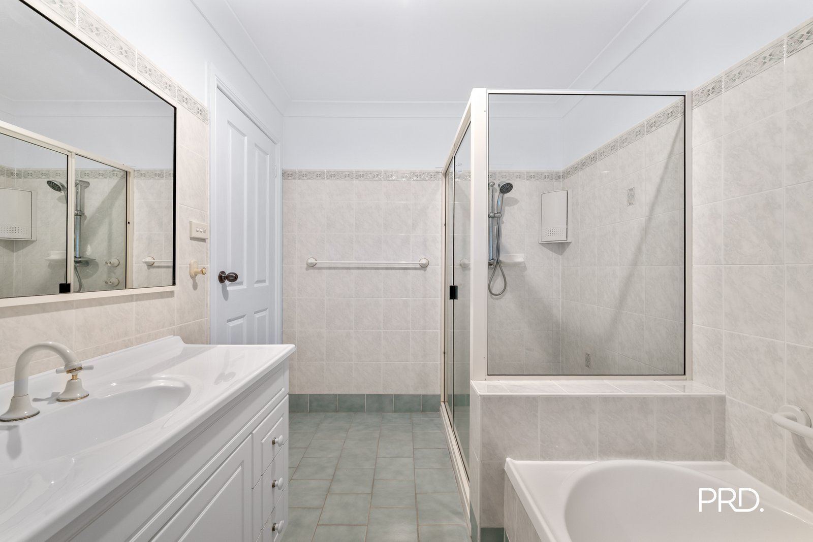 2 Shakespeare Drive WINMALEE 8