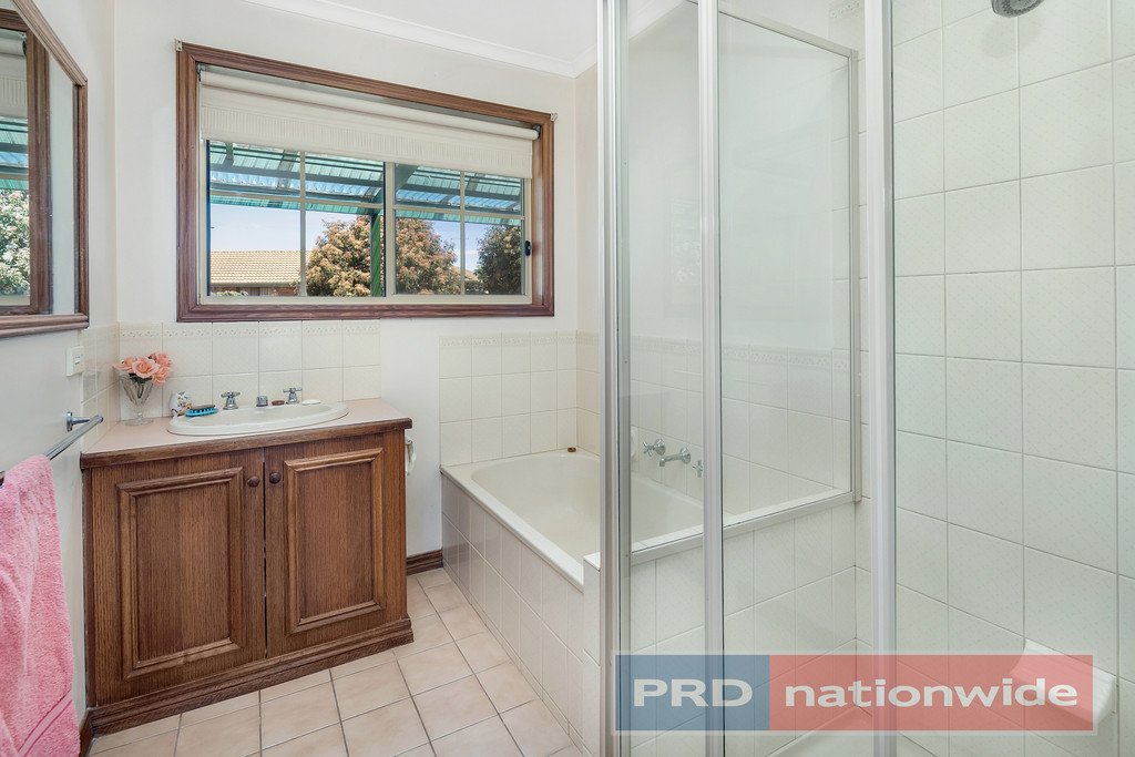 2 Shari Drive DELACOMBE 7