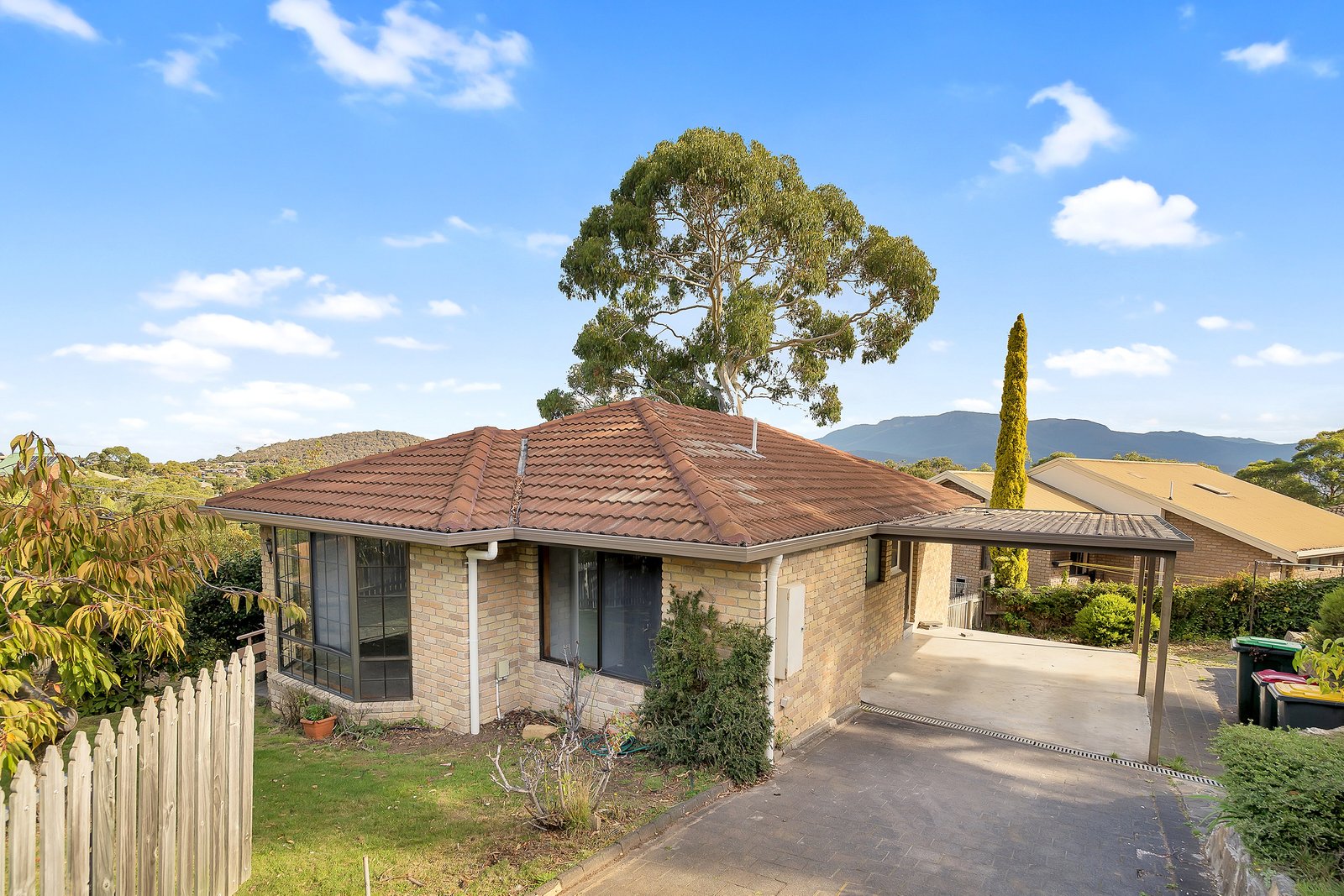 2 Sherwood Court LINDISFARNE 1