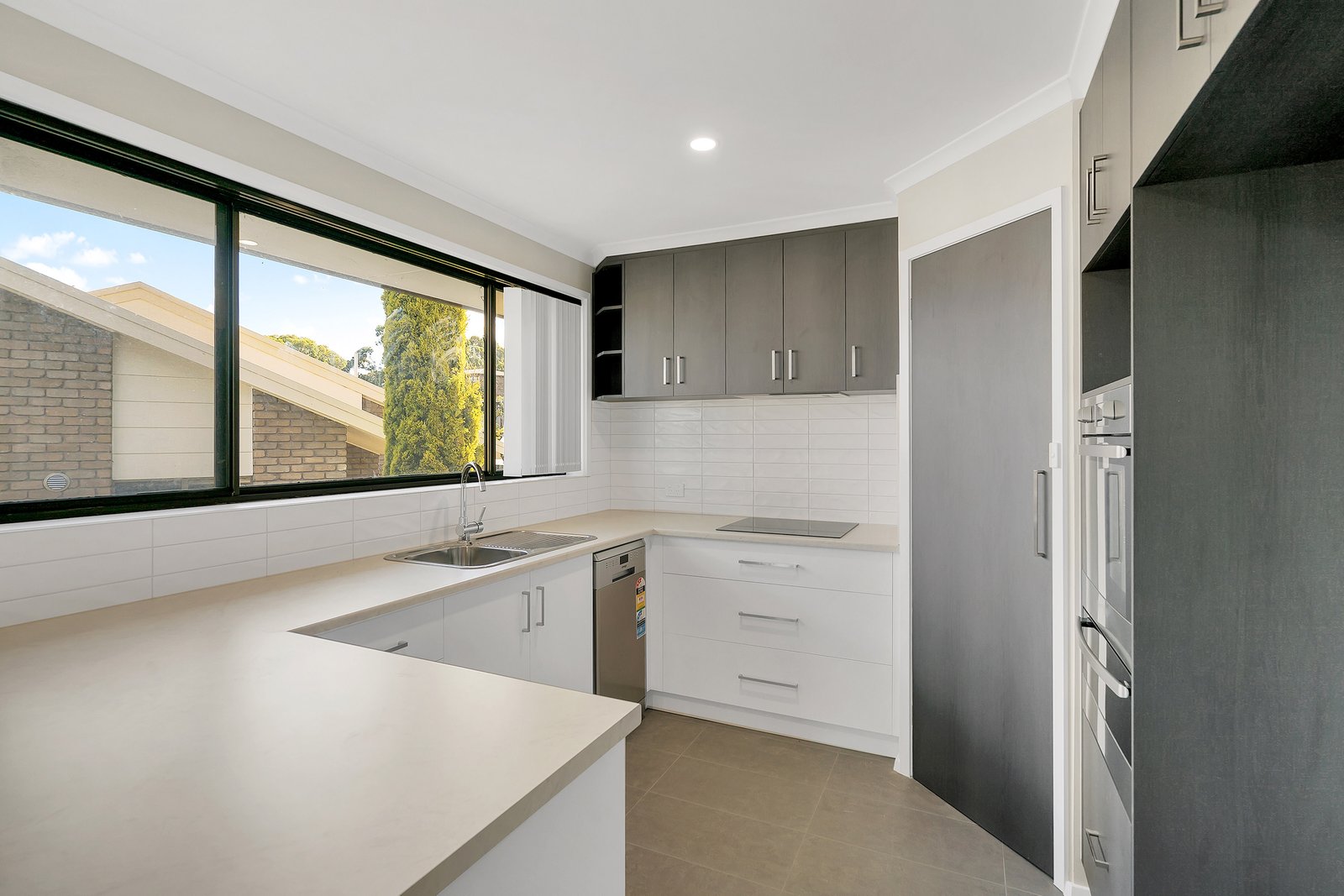 2 Sherwood Court LINDISFARNE 4