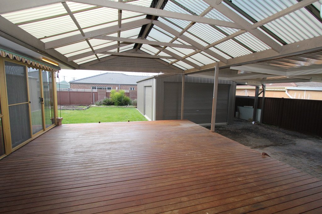 2 Sherwood Street WENDOUREE 15