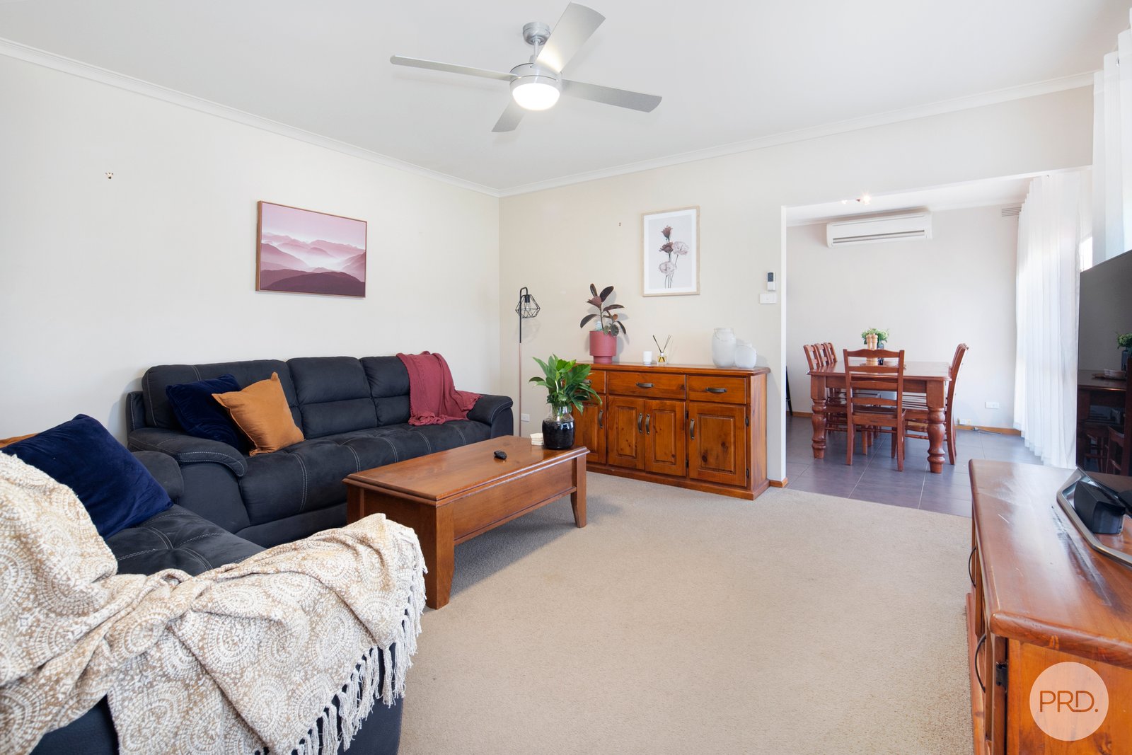 2 Sherwood Street WENDOUREE 8