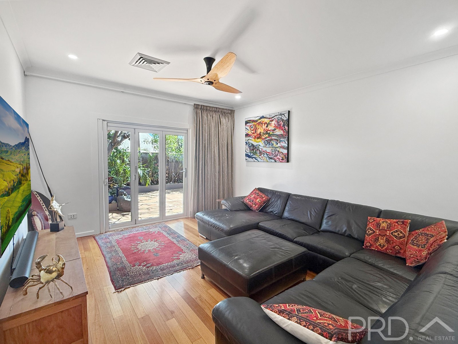 2 Sing Place PEGS CREEK 18