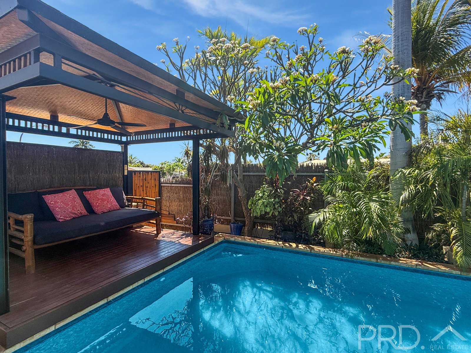 2 Sing Place PEGS CREEK 16