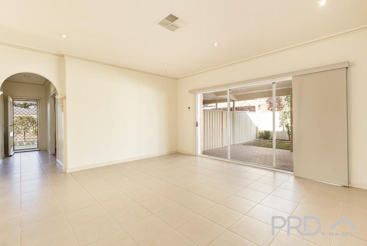 2 Sotiri Court MILDURA 7