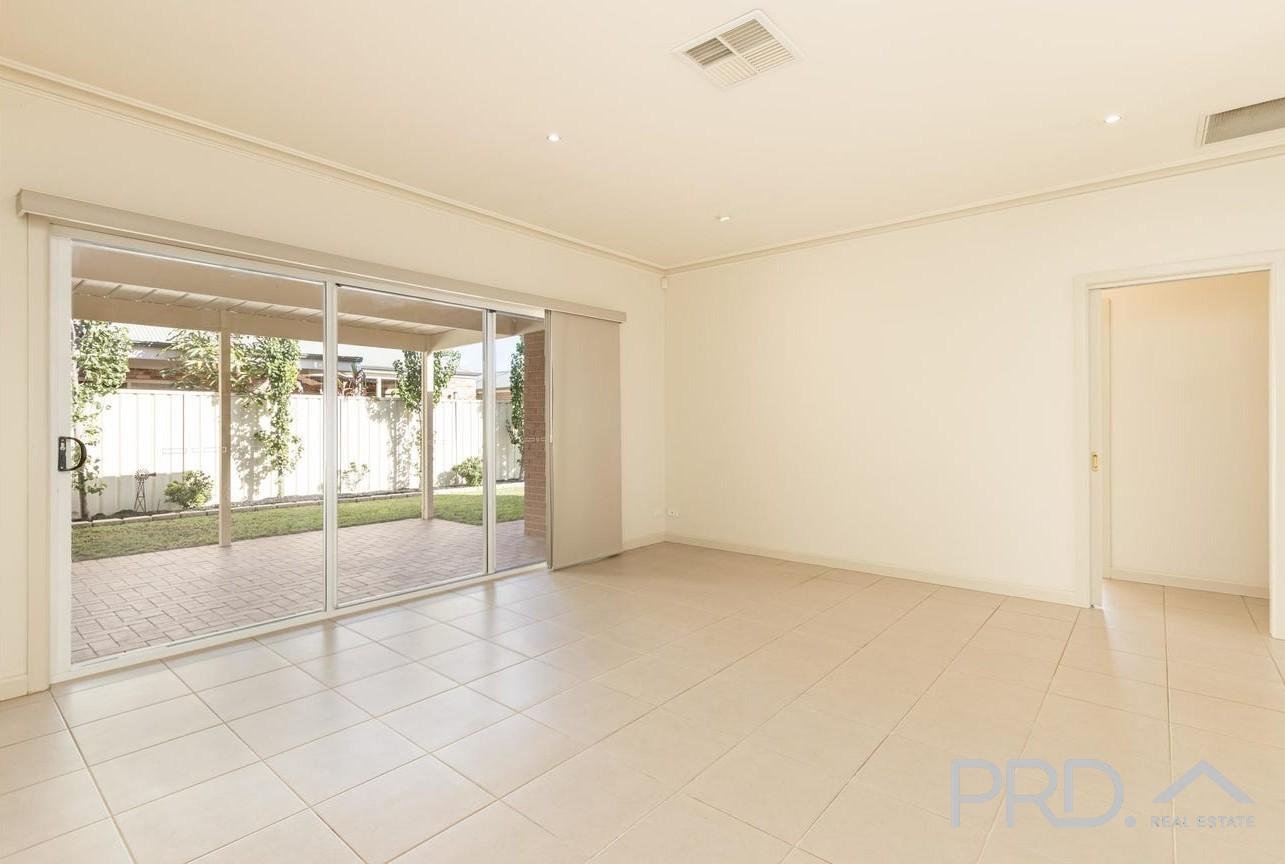 2 Sotiri Court MILDURA 8