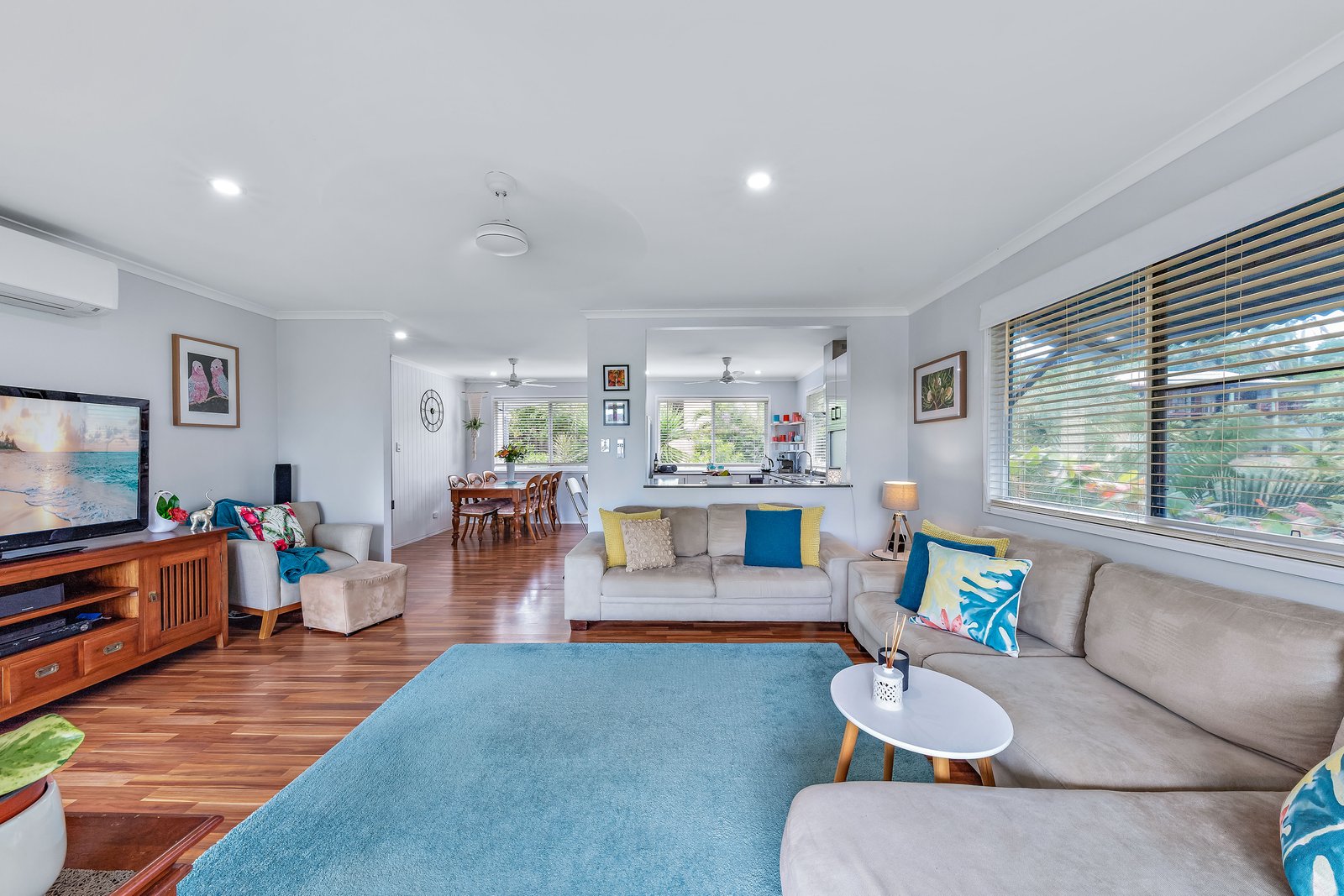 2 South Molle Blvd  CANNONVALE 6