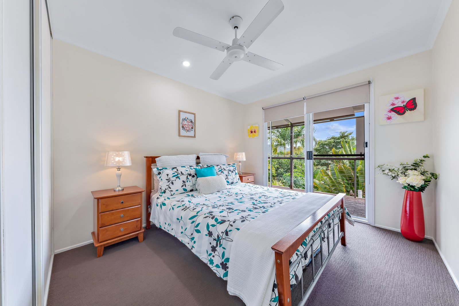 2 South Molle Blvd  CANNONVALE 9