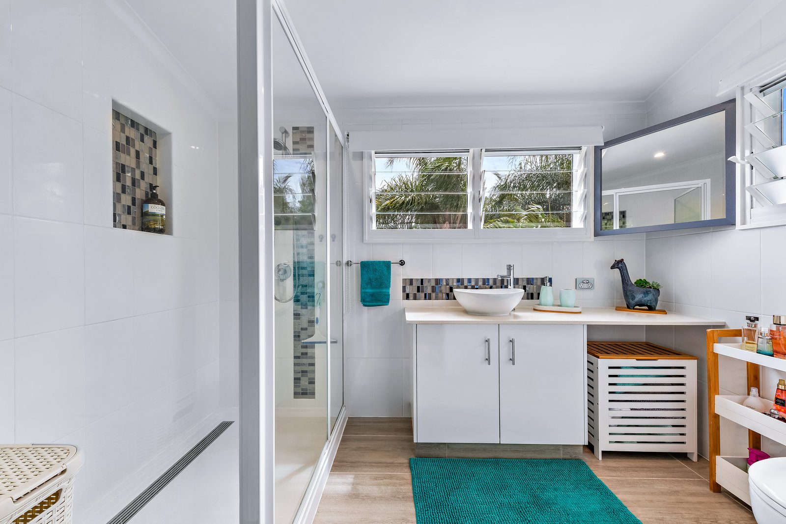 2 South Molle Blvd  CANNONVALE 11