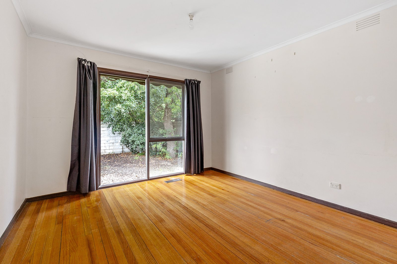 Real Estate and Property in 2 Southam Court, Bulleen, VIC