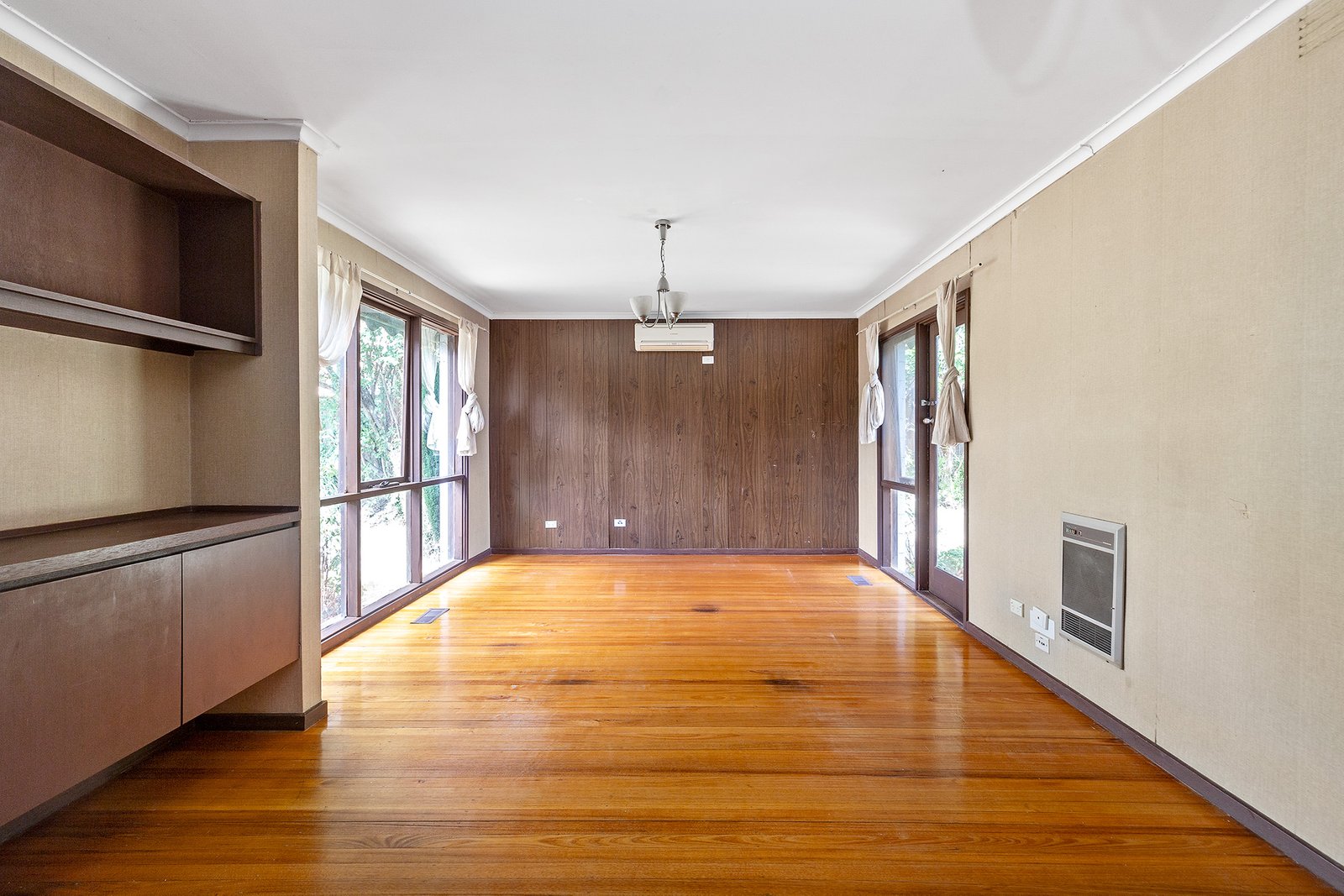 Real Estate and Property in 2 Southam Court, Bulleen, VIC